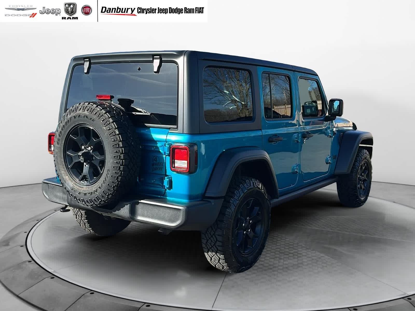used 2020 Jeep Wrangler Unlimited car, priced at $22,327