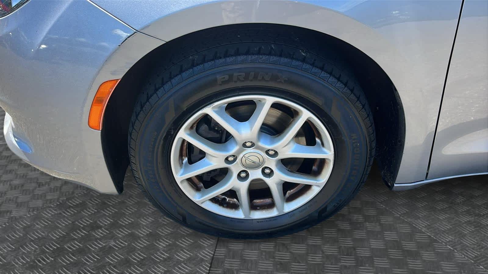 used 2017 Chrysler Pacifica car, priced at $11,977