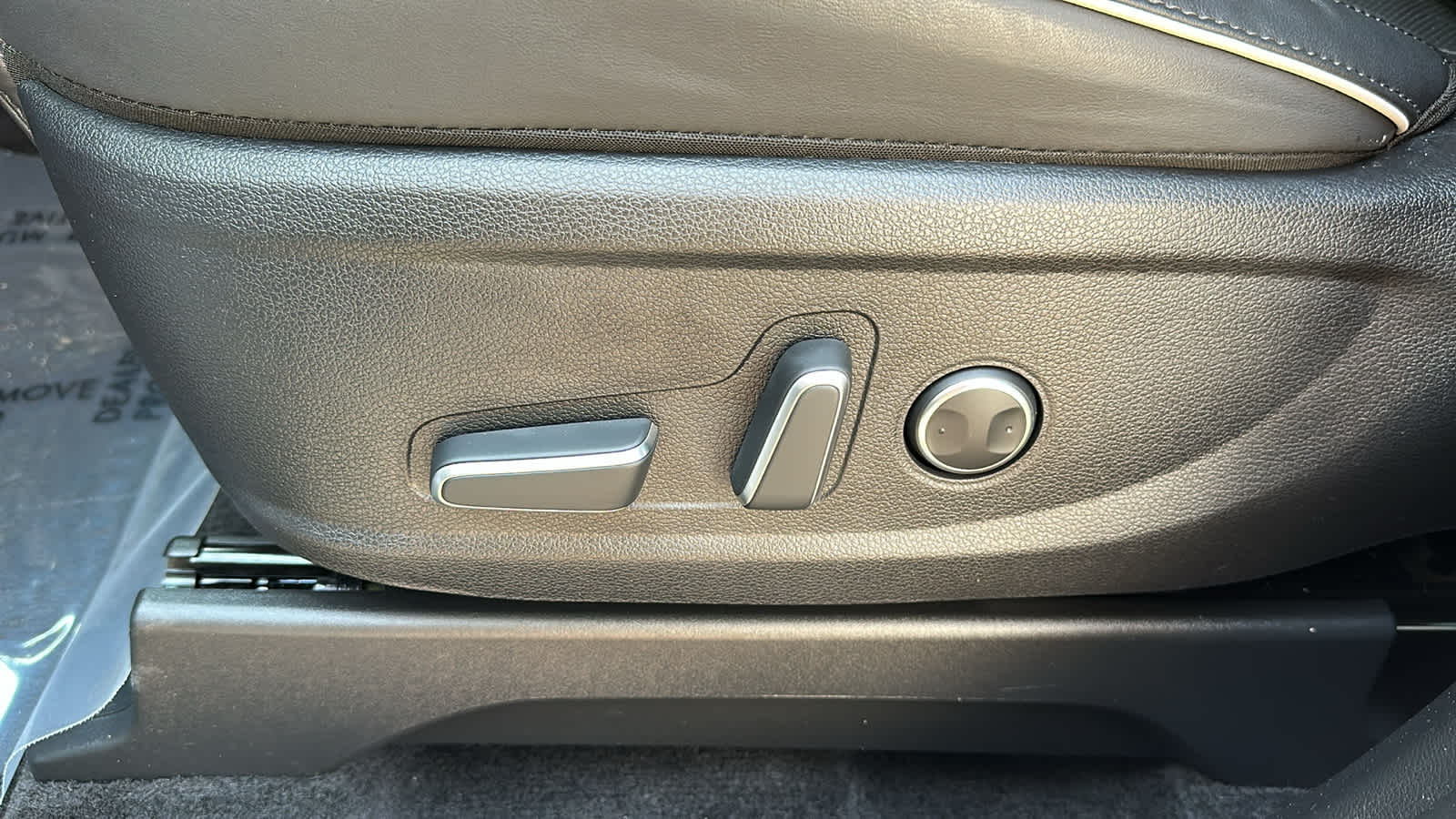 used 2025 Hyundai Palisade car, priced at $44,905