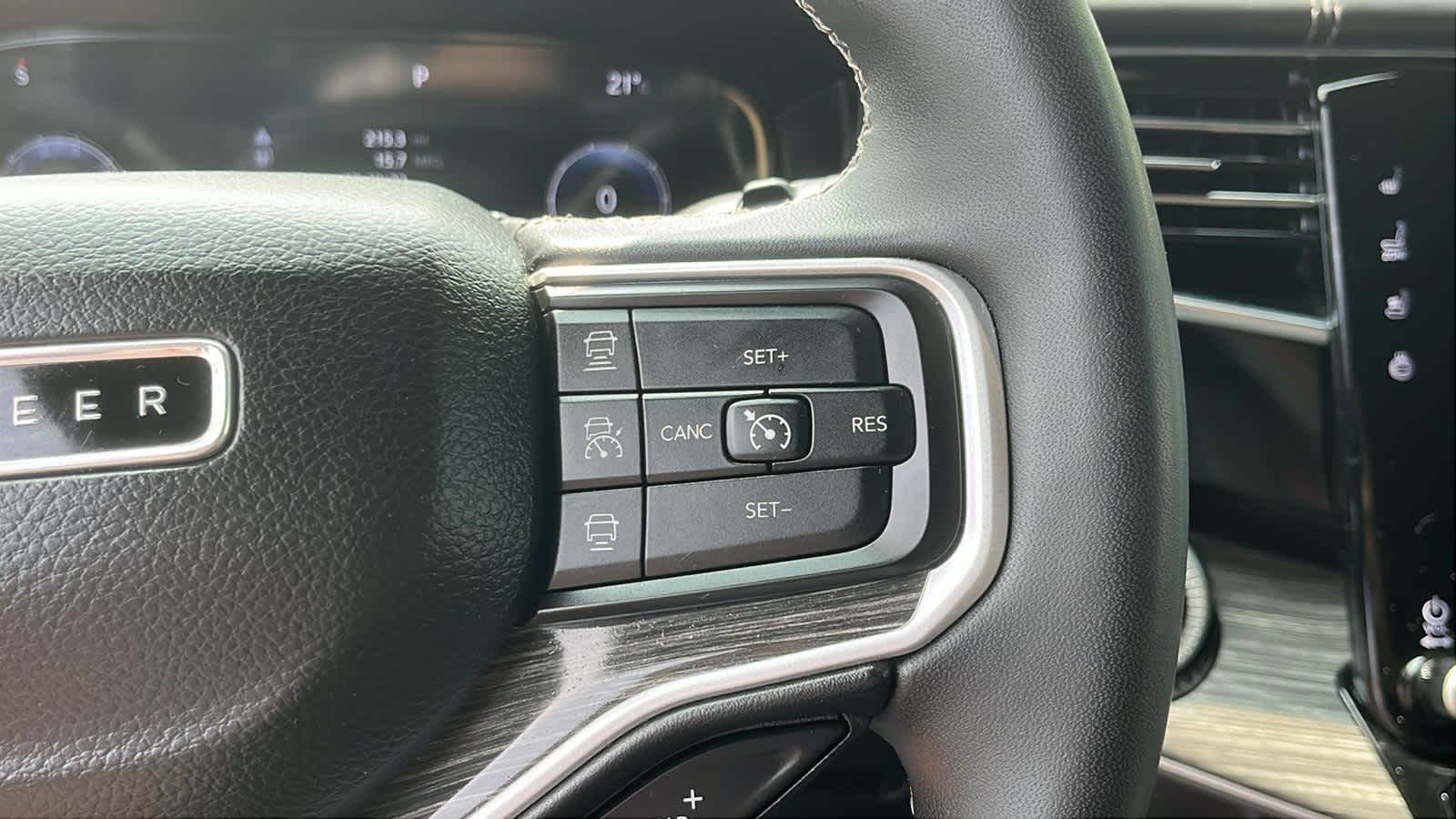 used 2022 Jeep Wagoneer car, priced at $41,316