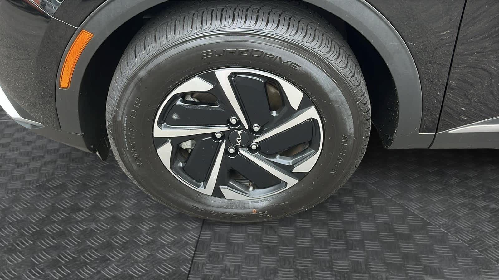 used 2023 Kia Sportage Hybrid car, priced at $31,540