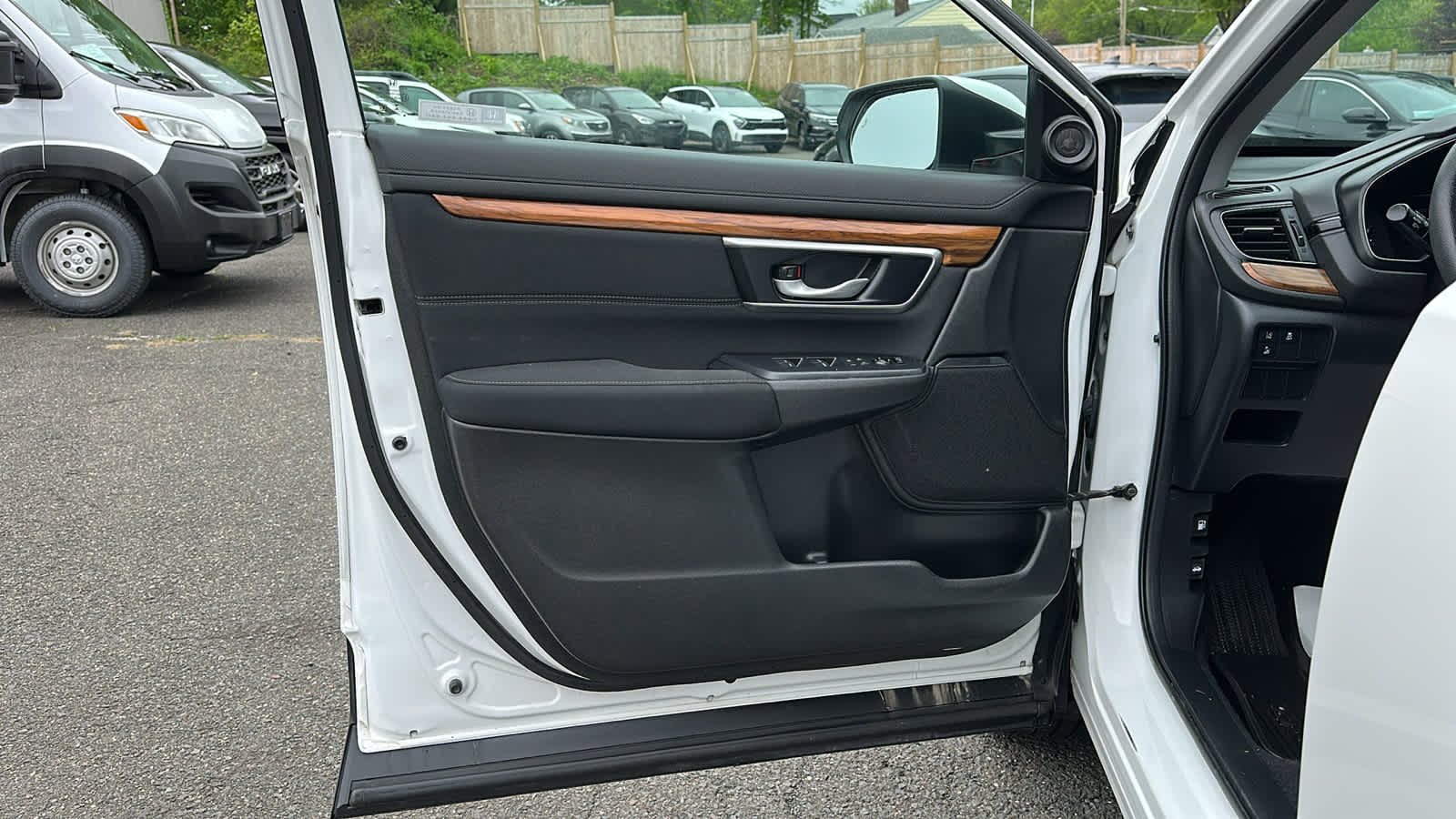 used 2022 Honda CR-V car, priced at $27,802