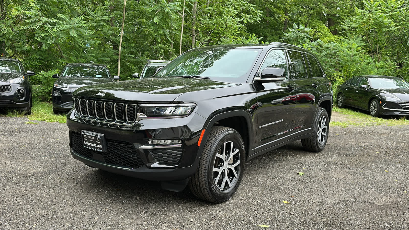 used 2024 Jeep Grand Cherokee car, priced at $38,807