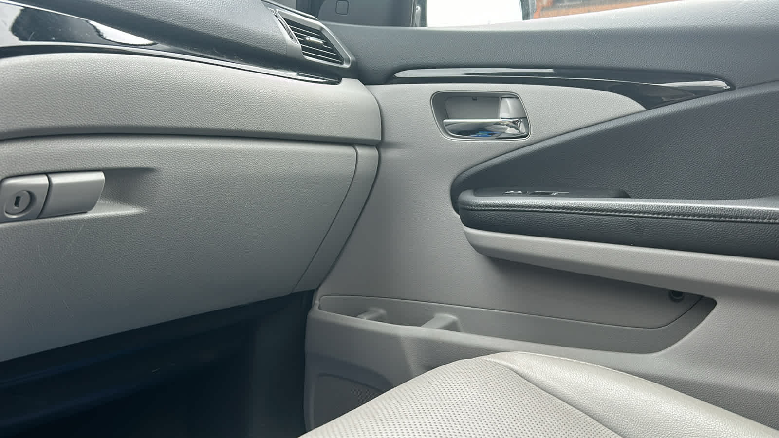 used 2019 Honda Pilot car, priced at $28,904
