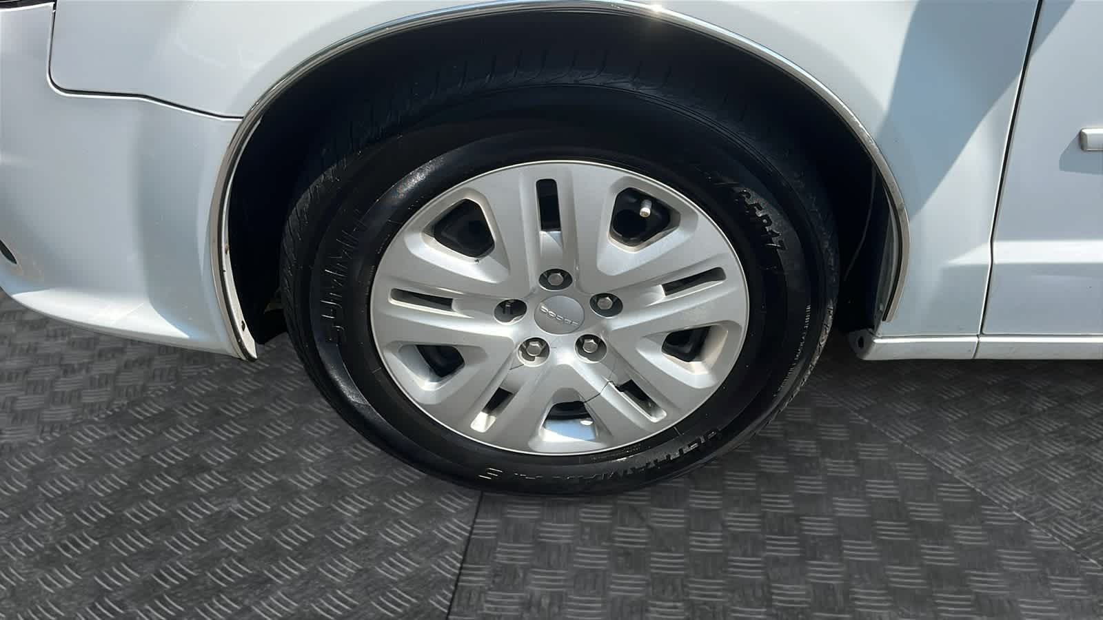 used 2015 Dodge Grand Caravan car, priced at $10,304
