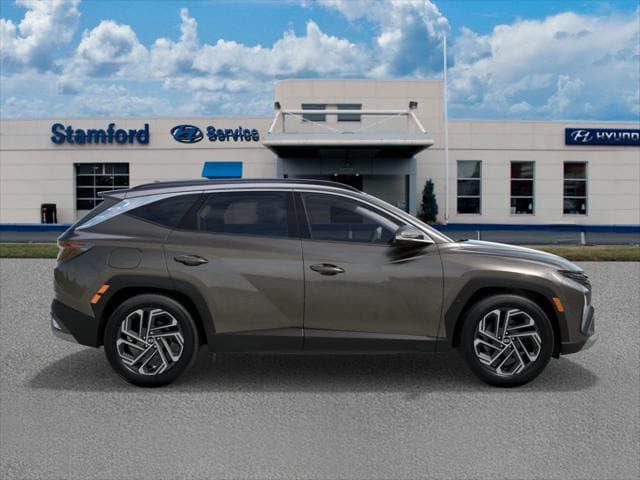 new 2025 Hyundai Tucson Plug-In Hybrid car