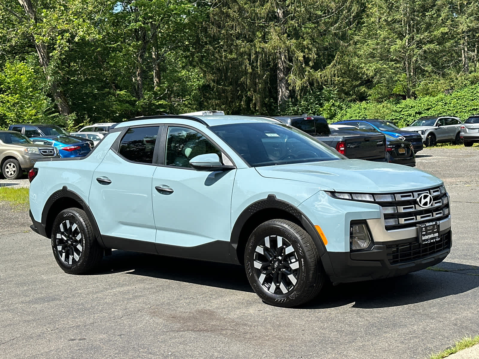 used 2025 Hyundai Santa Cruz car, priced at $32,401
