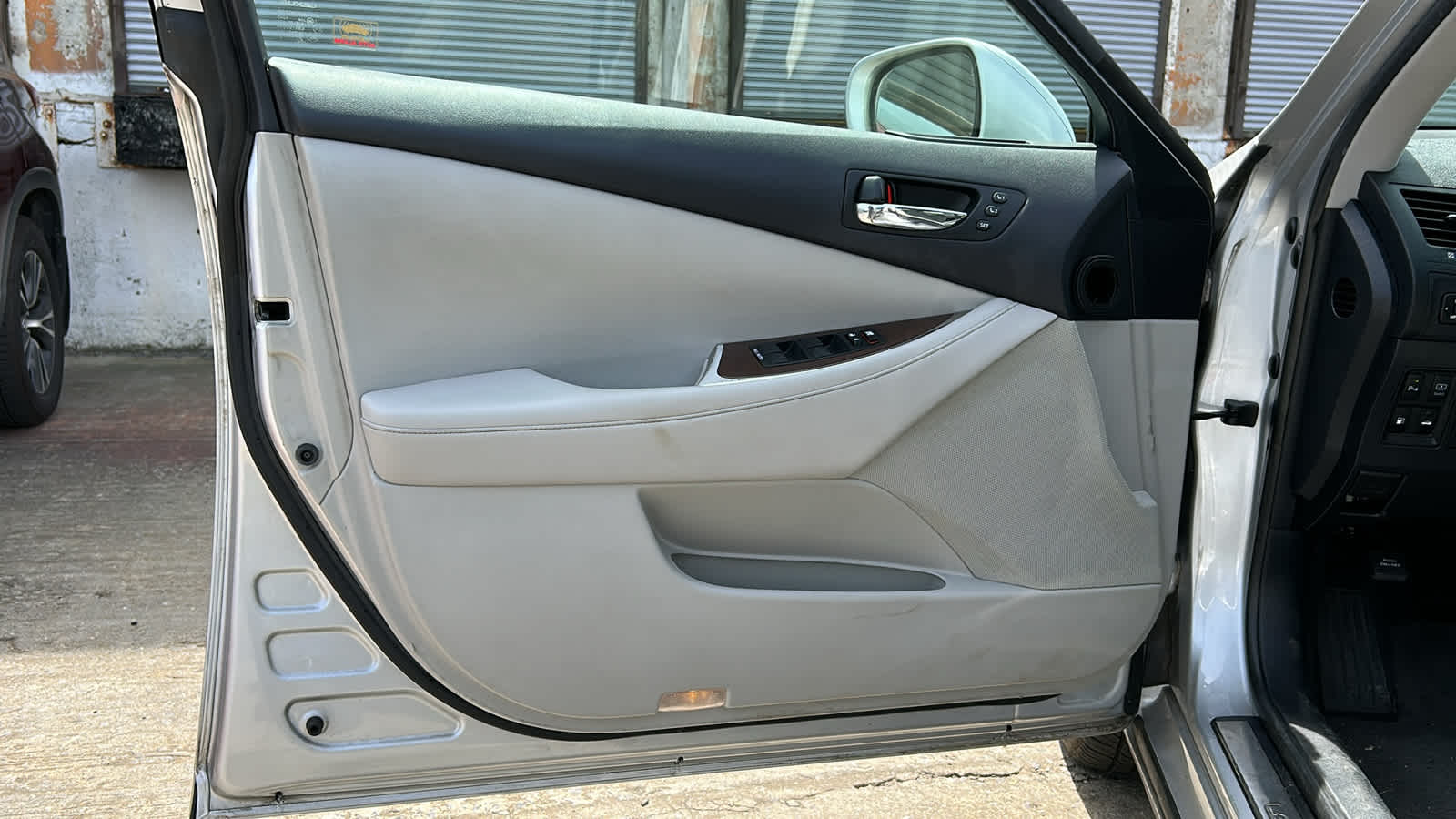 used 2011 Lexus ES 350 car, priced at $13,608