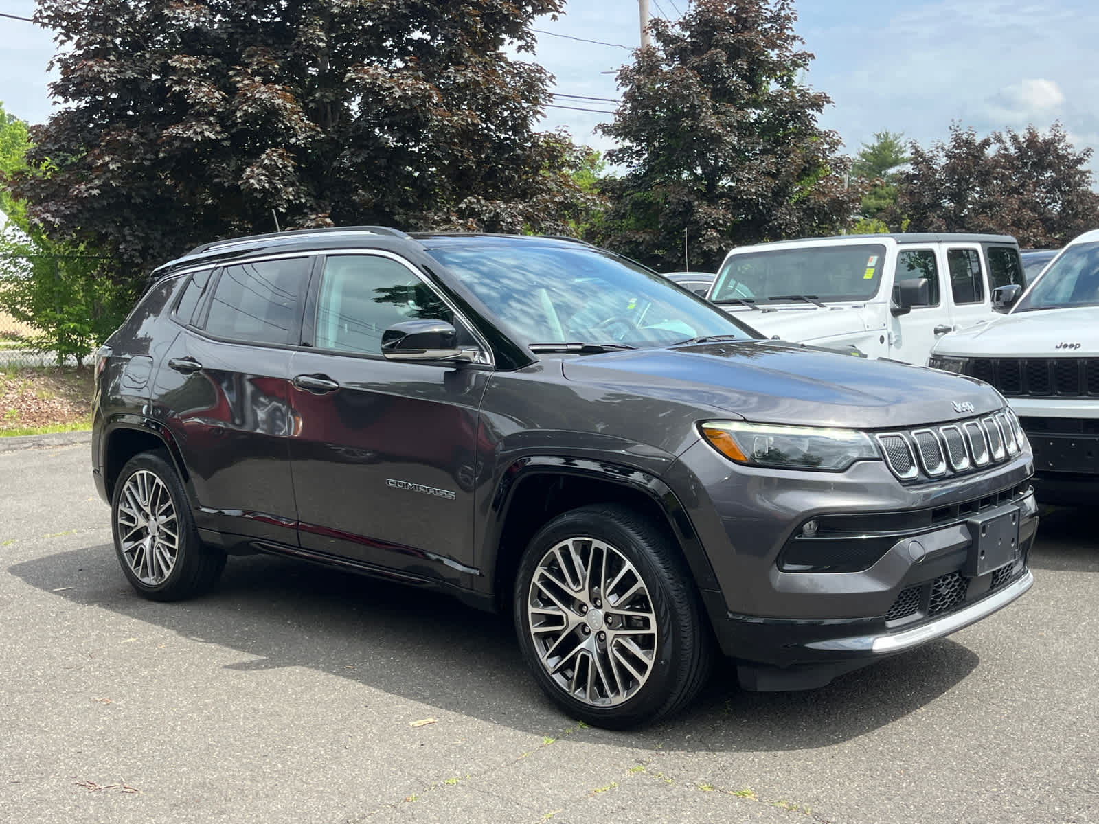 used 2022 Jeep Compass car, priced at $25,514