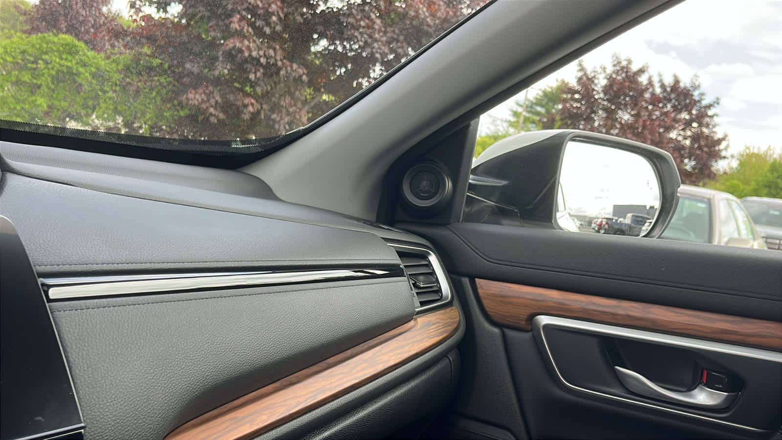 used 2022 Honda CR-V car, priced at $30,997
