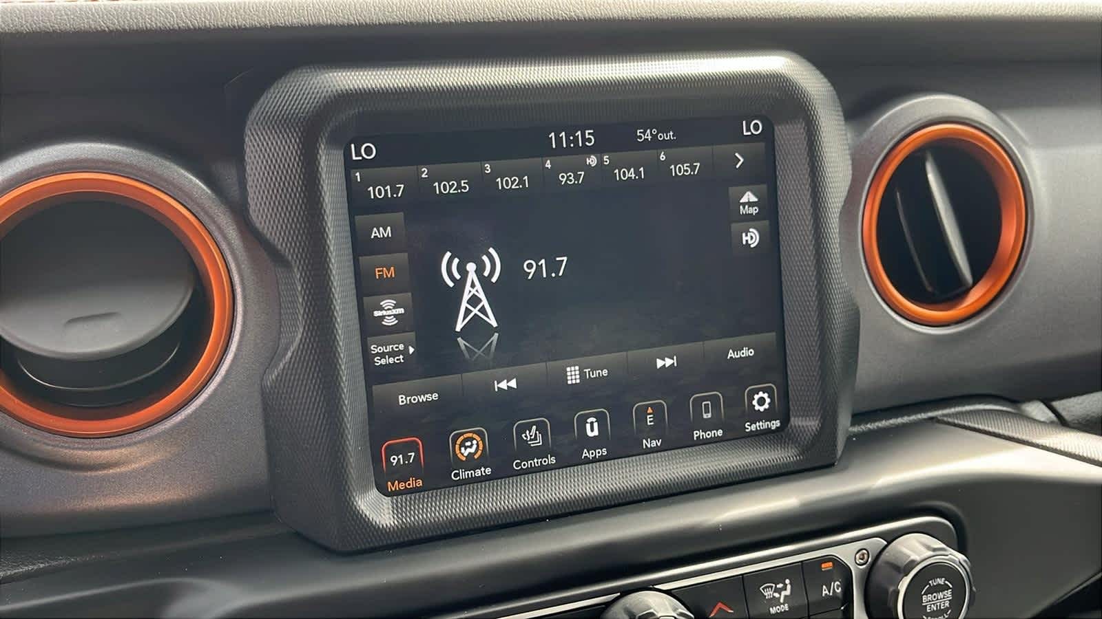 used 2021 Jeep Gladiator car, priced at $38,674