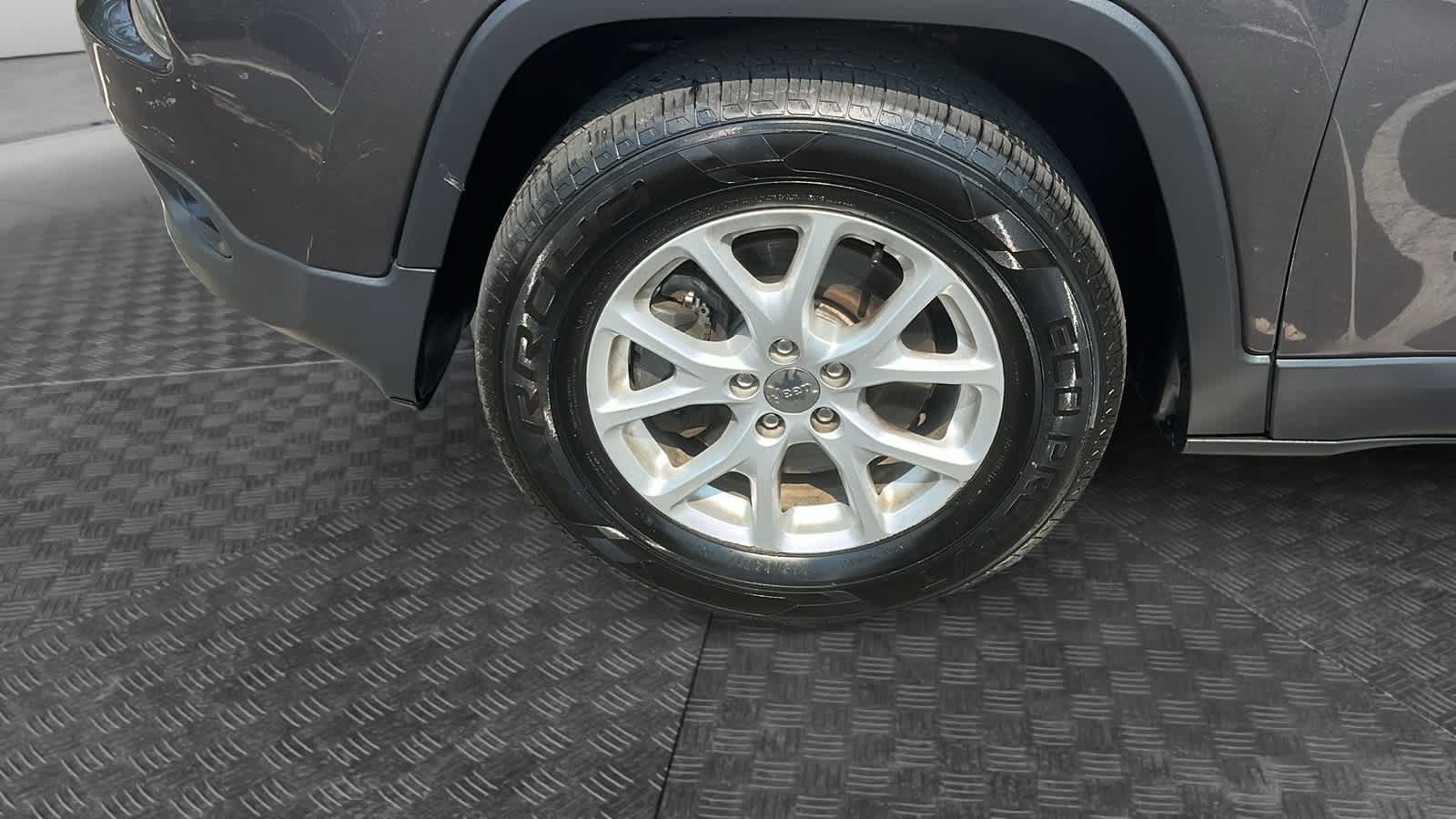 used 2017 Jeep Cherokee car, priced at $8,856
