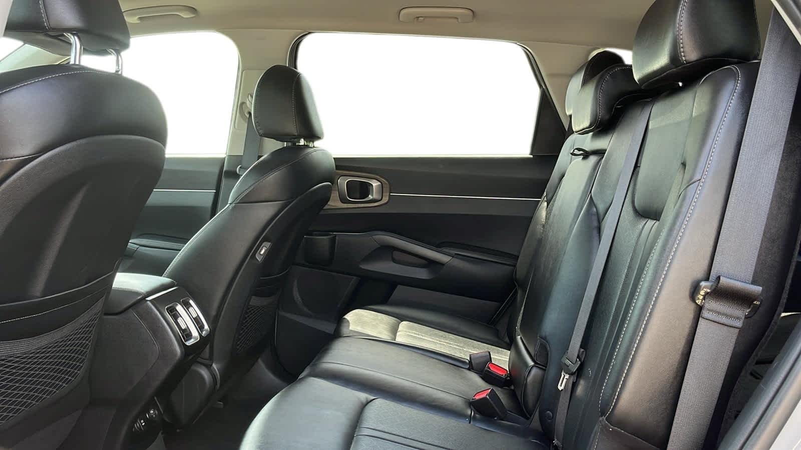 used 2022 Kia Sorento car, priced at $29,827