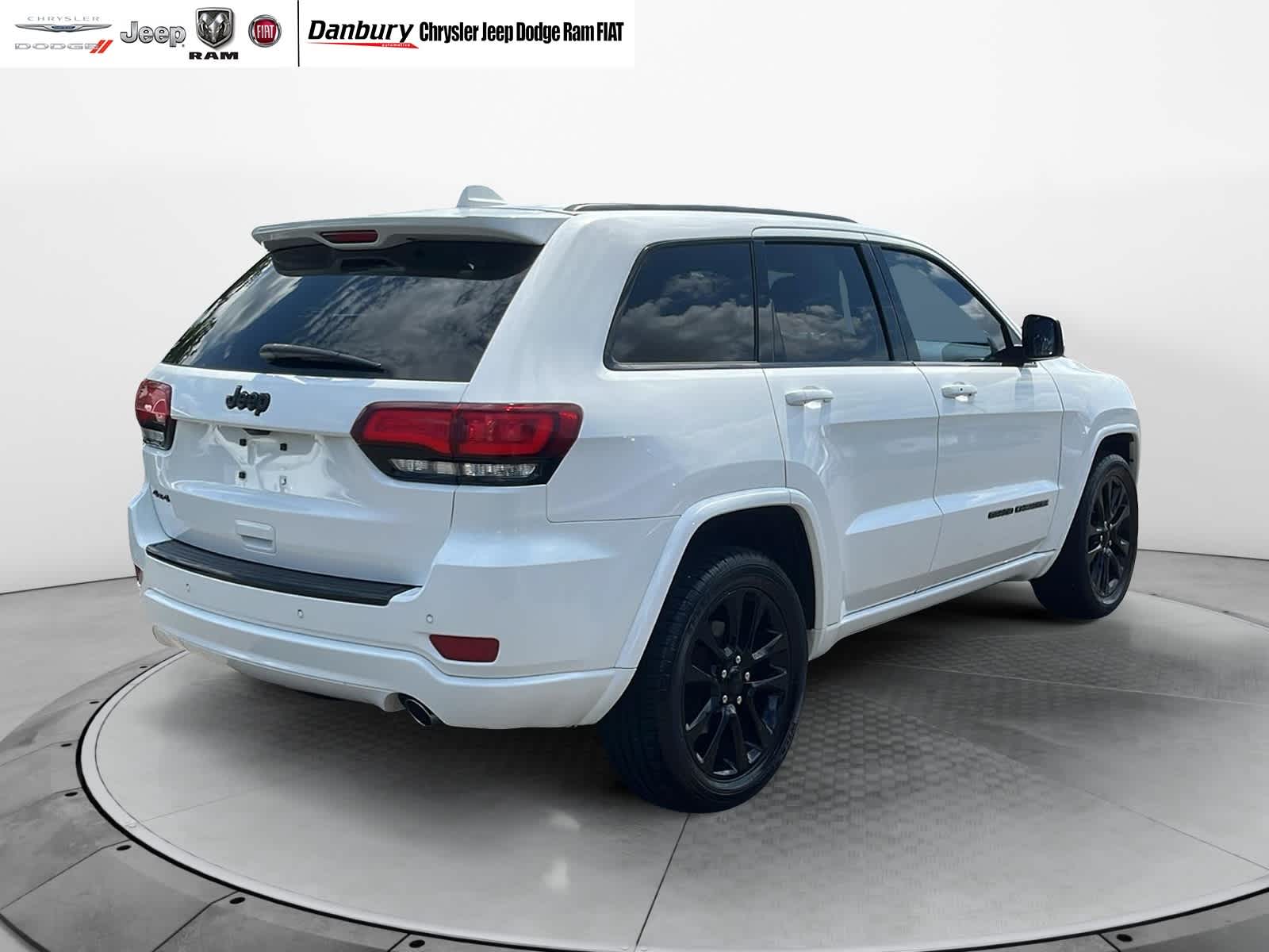 used 2018 Jeep Grand Cherokee car, priced at $17,827