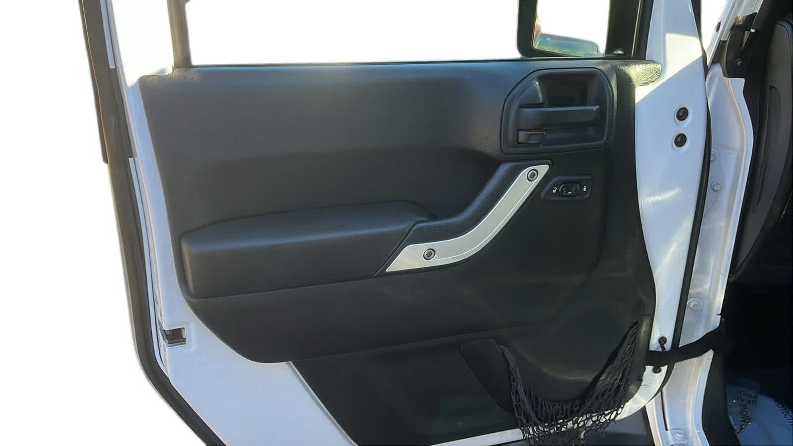 used 2014 Jeep Wrangler Unlimited car, priced at $15,942