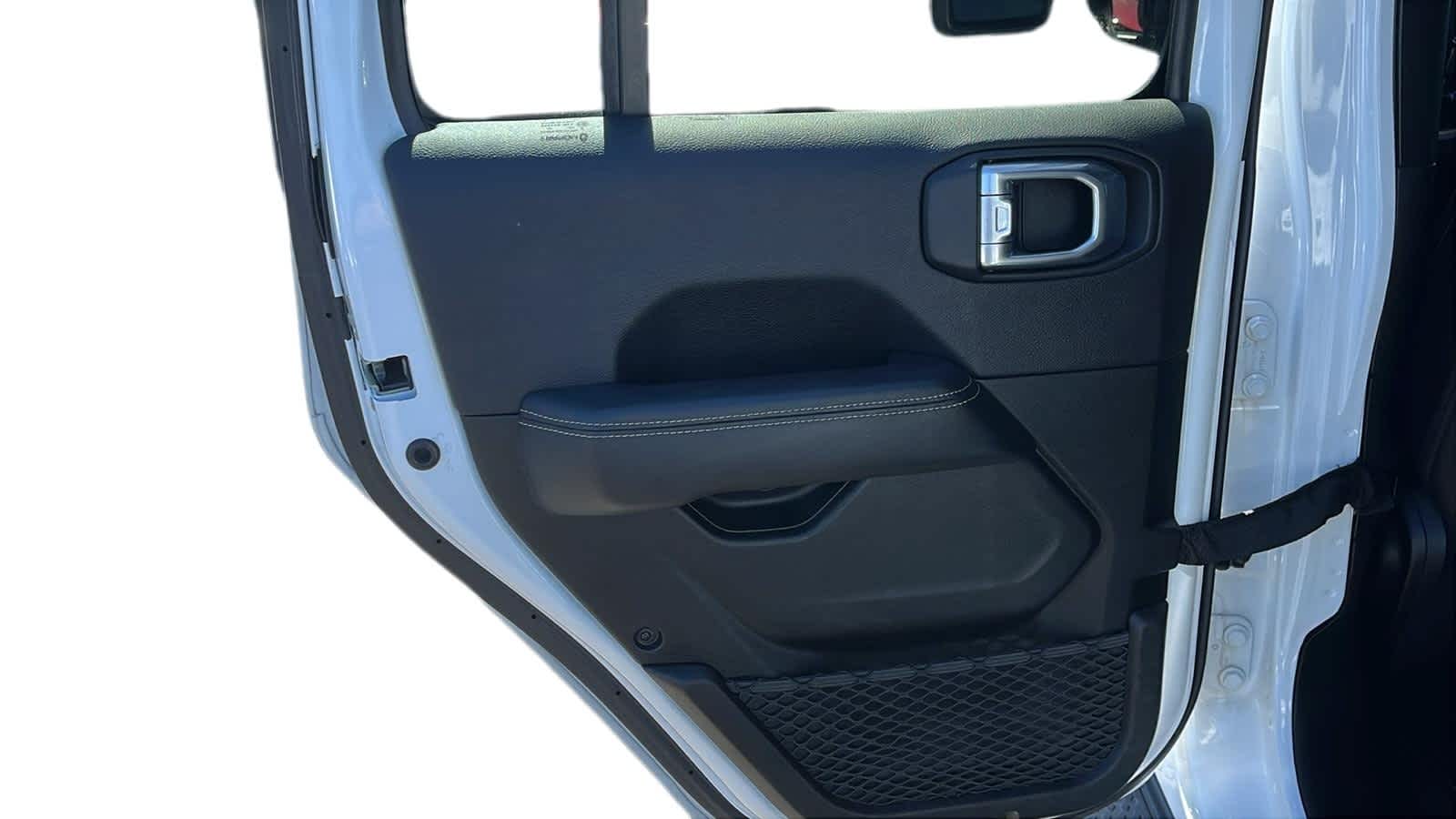 used 2021 Jeep Gladiator car, priced at $30,847