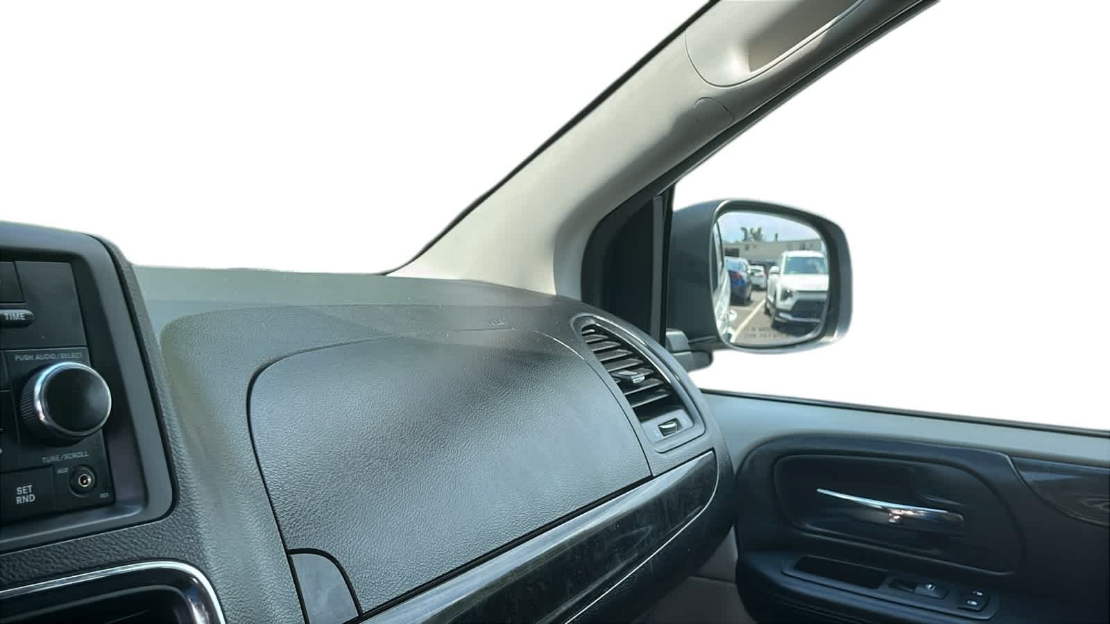 used 2015 Dodge Grand Caravan car, priced at $10,304