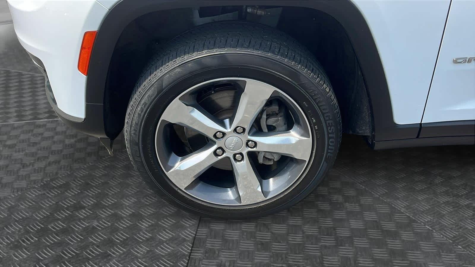 used 2022 Jeep Grand Cherokee L car, priced at $30,983