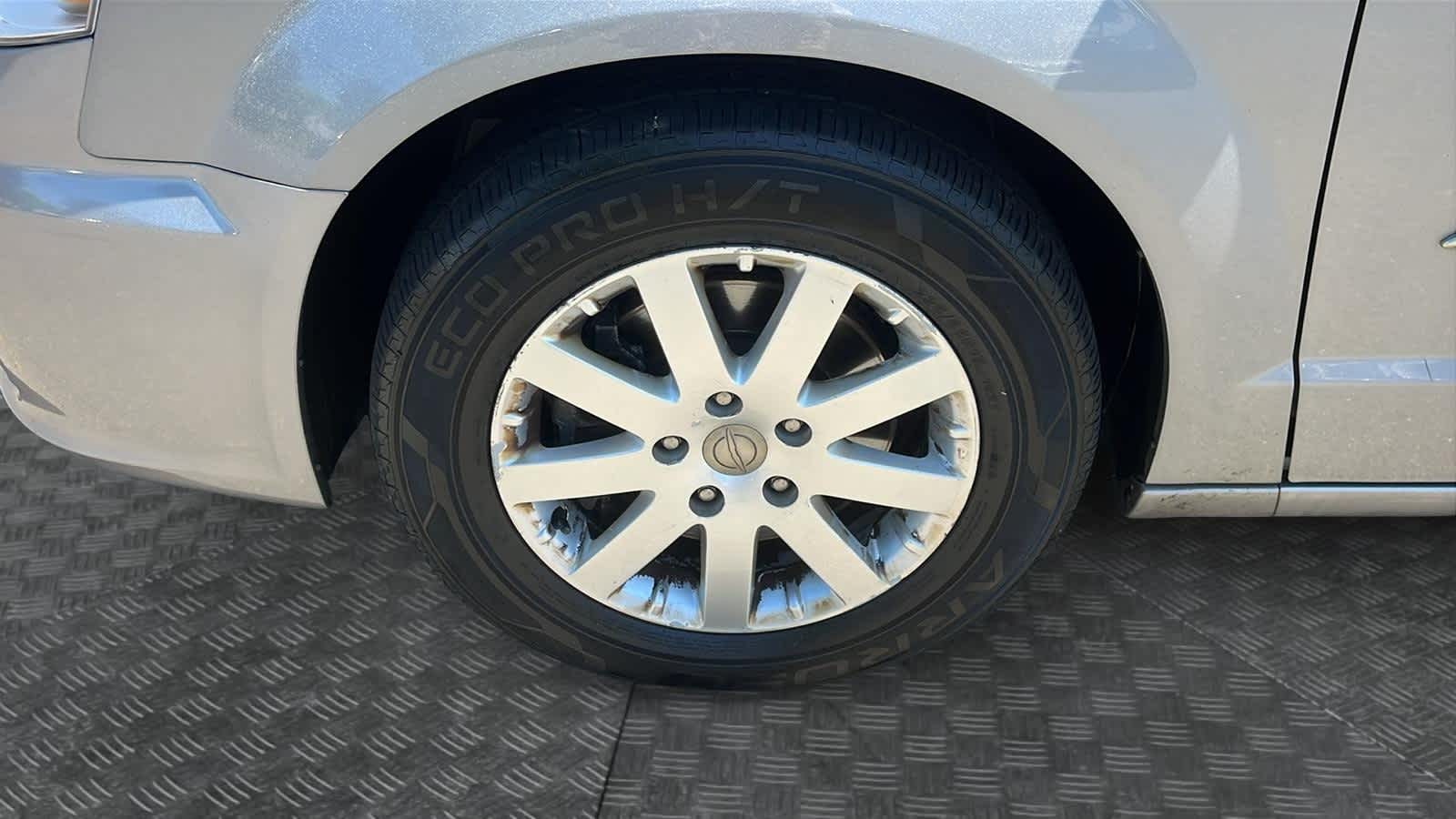 used 2016 Chrysler Town & Country car, priced at $8,747
