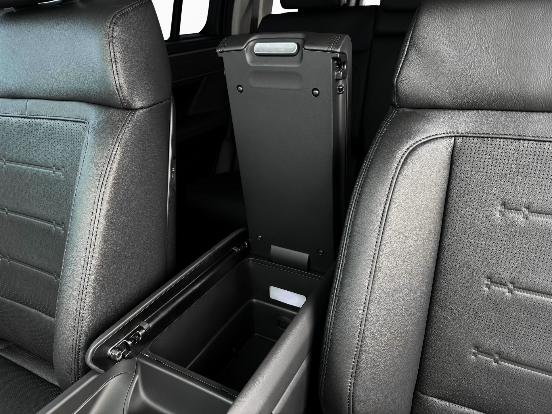 new 2025 Hyundai Santa Fe Hybrid car, priced at $48,605