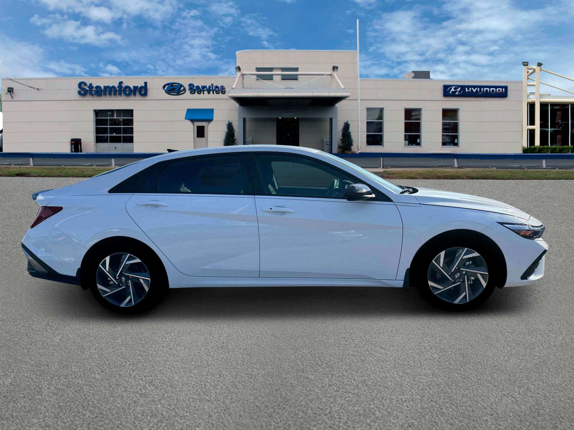 new 2025 Hyundai Elantra Hybrid car, priced at $140