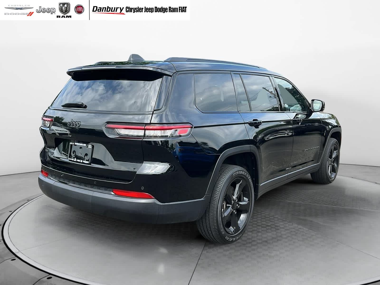 used 2022 Jeep Grand Cherokee L car, priced at $32,951