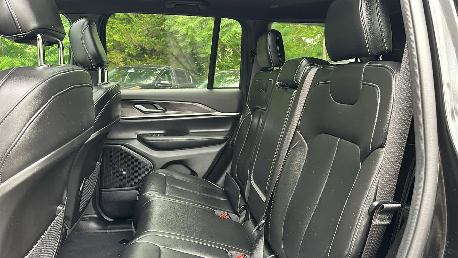 used 2024 Jeep Grand Cherokee car, priced at $38,807