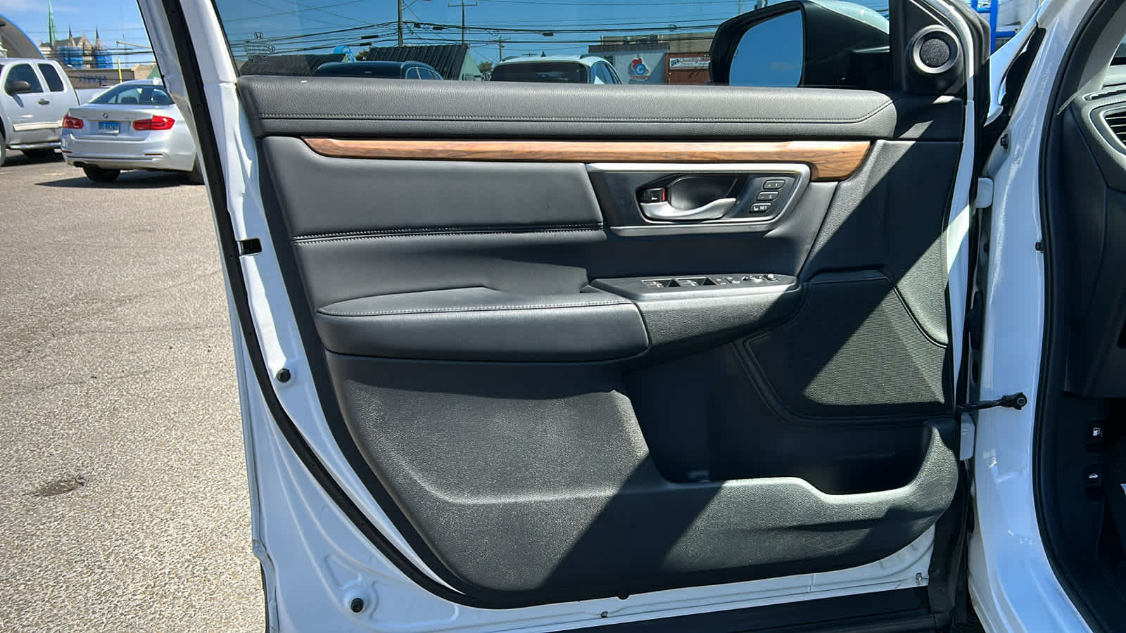 used 2019 Honda CR-V car, priced at $21,902