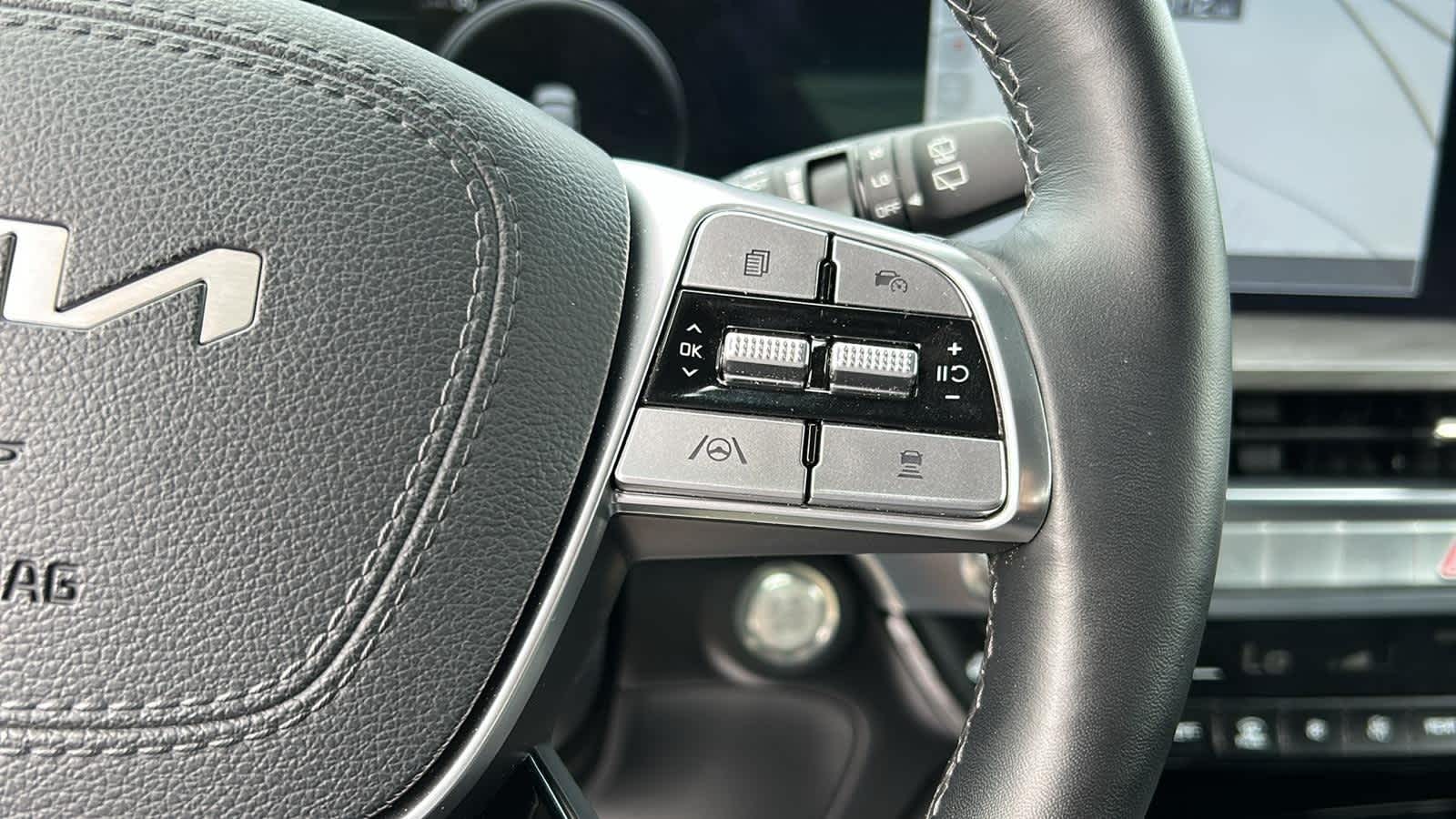 used 2025 Kia Telluride car, priced at $49,457