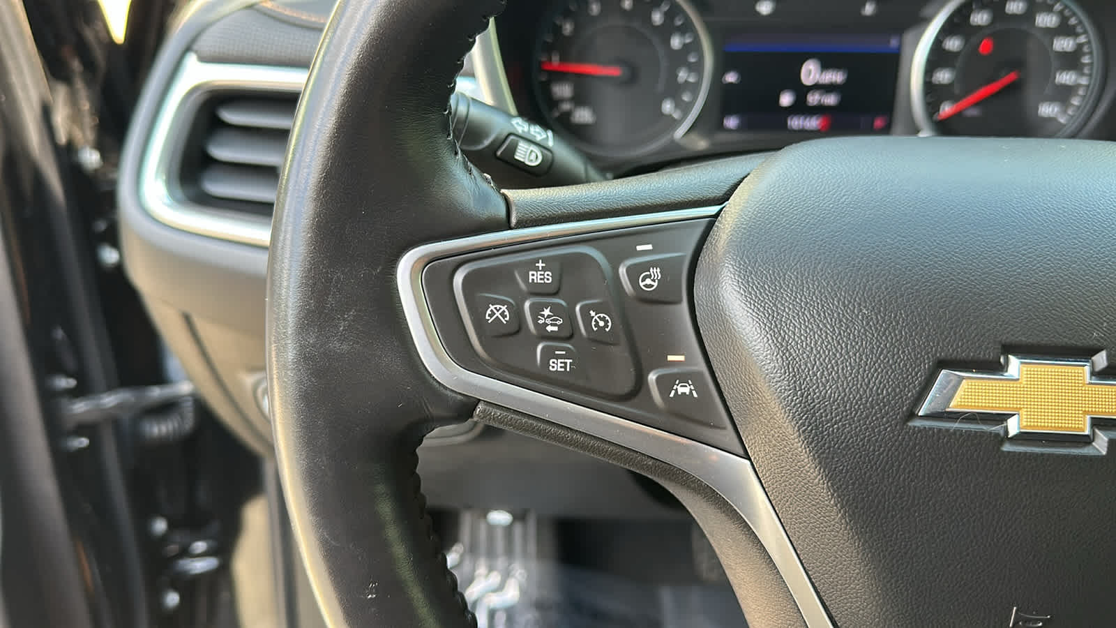 used 2022 Chevrolet Equinox car, priced at $25,809