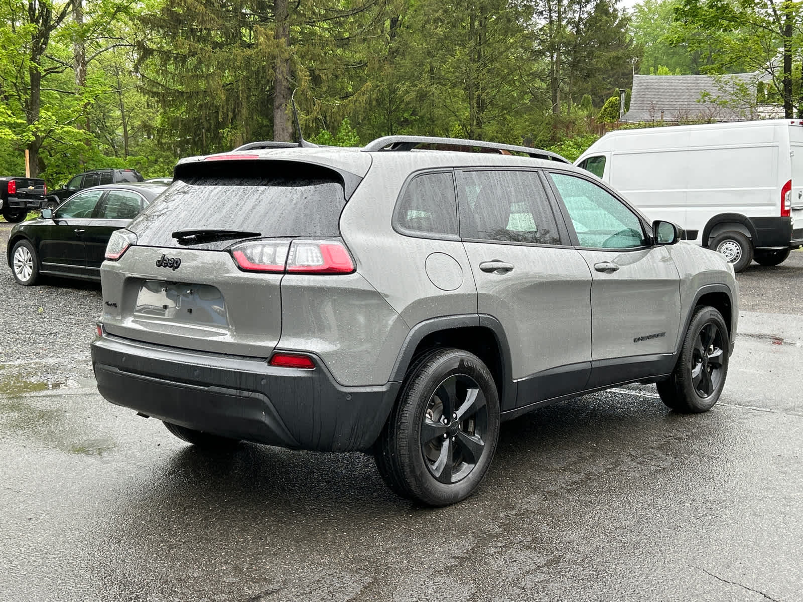 used 2023 Jeep Cherokee car, priced at $26,803