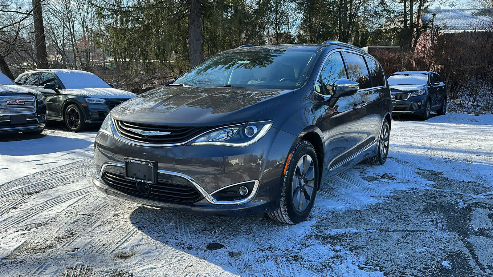 used 2018 Chrysler Pacifica car, priced at $21,909