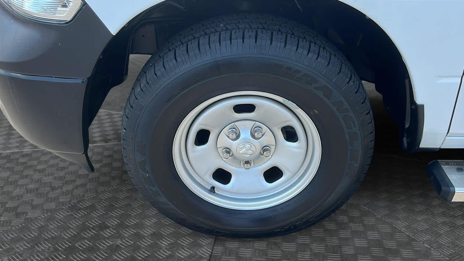 used 2023 Ram 1500 Classic car, priced at $33,962