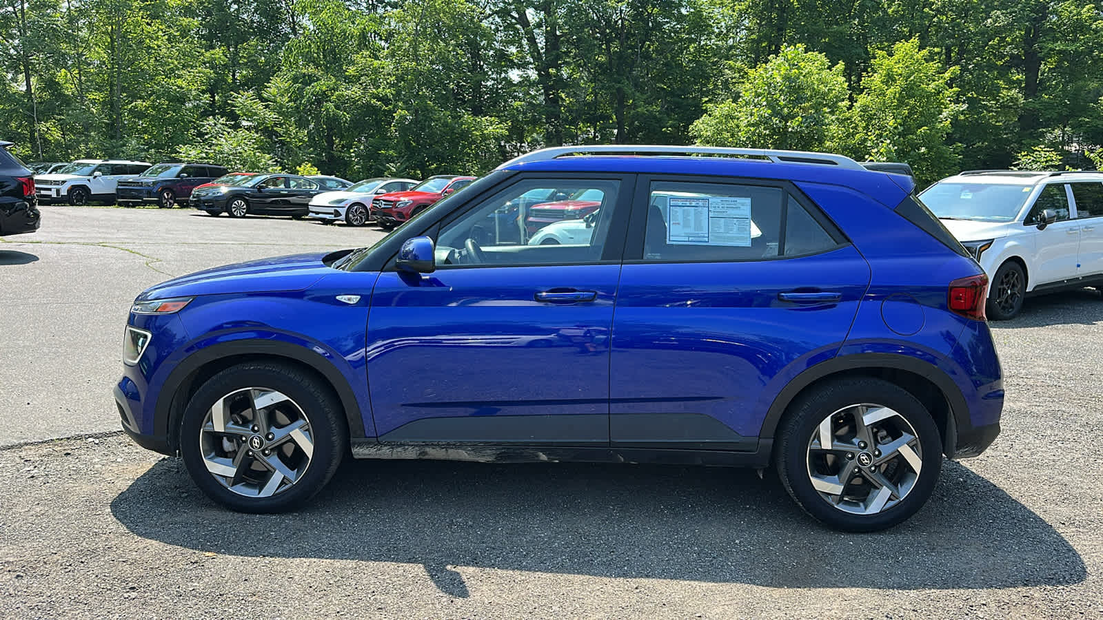 used 2022 Hyundai Venue car