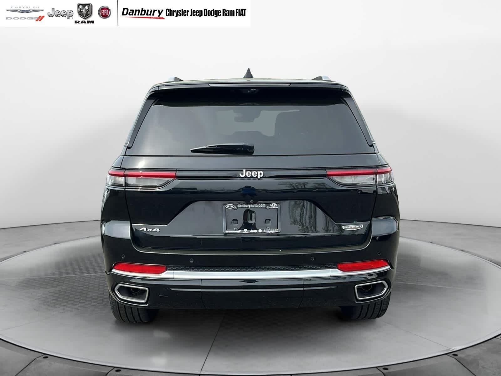 used 2022 Jeep Grand Cherokee car, priced at $48,493