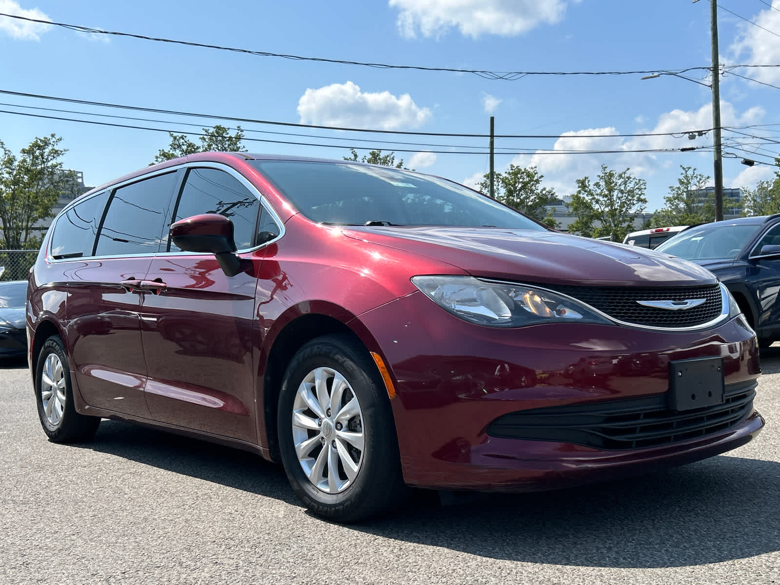 used 2017 Chrysler Pacifica car, priced at $11,905