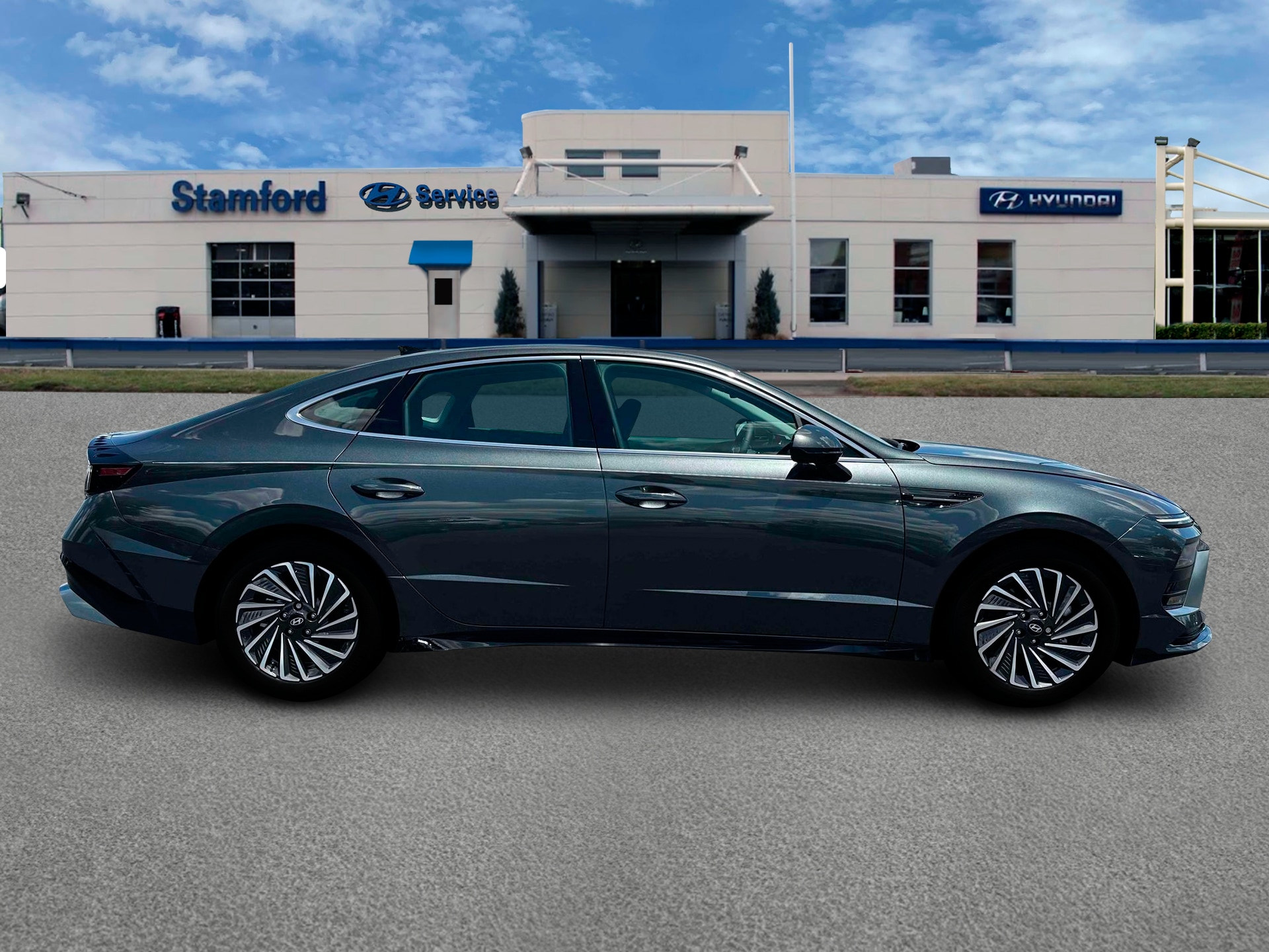 new 2025 Hyundai Sonata Hybrid car, priced at $33,065