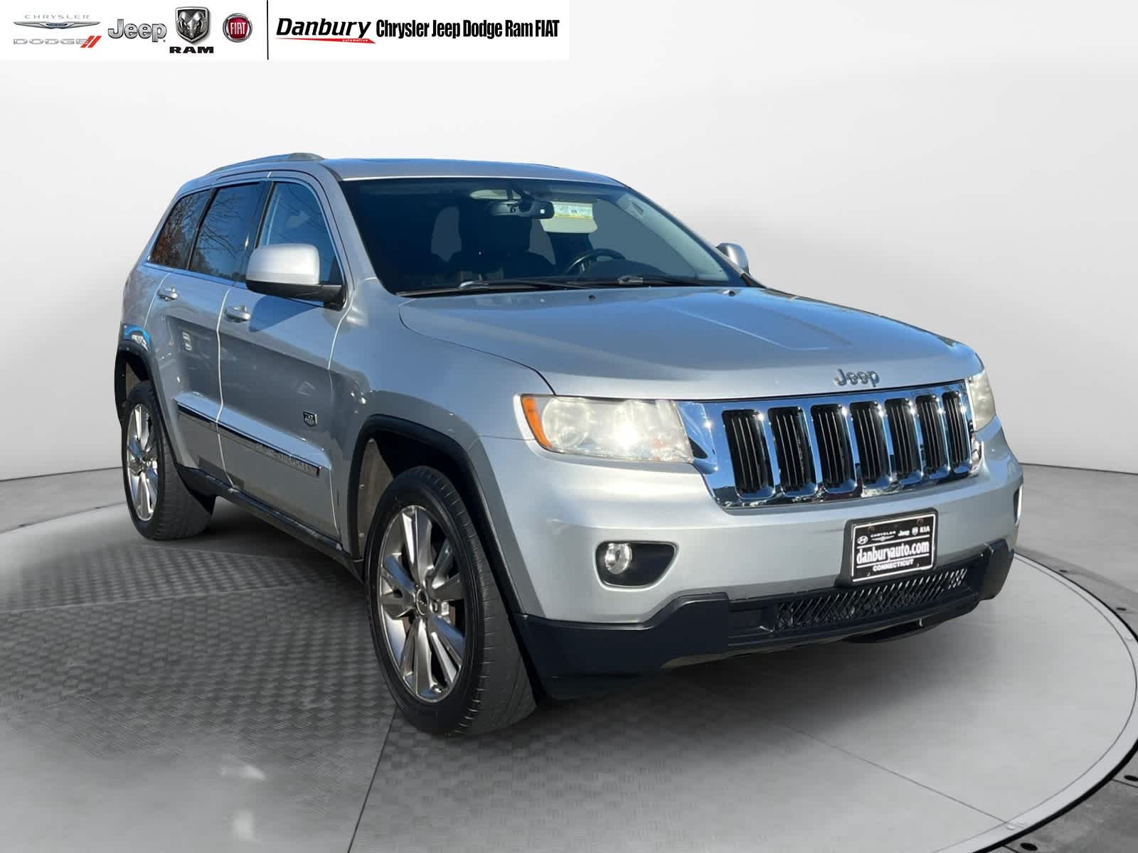 used 2011 Jeep Grand Cherokee car, priced at $7,994