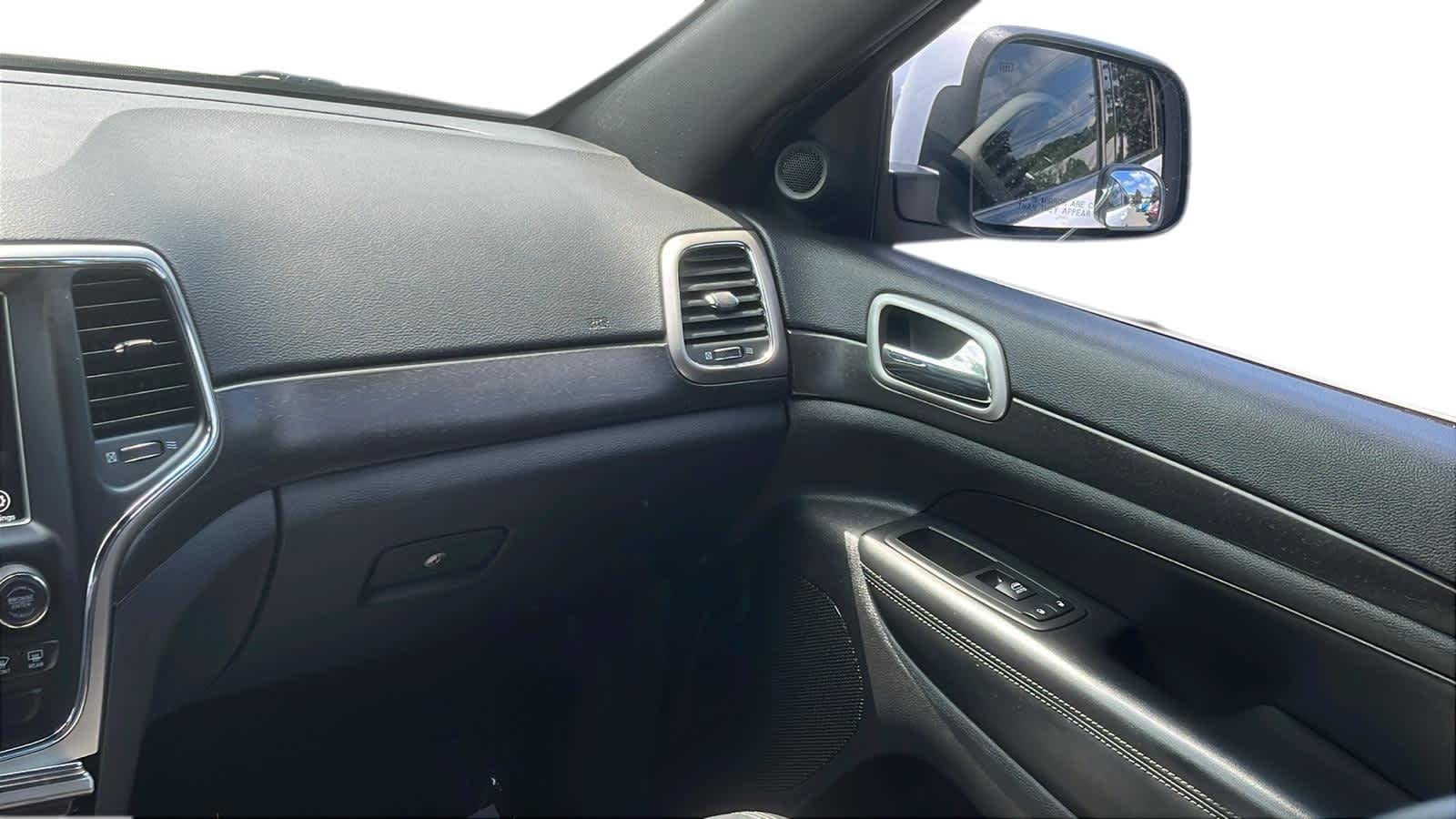 used 2018 Jeep Grand Cherokee car, priced at $17,827