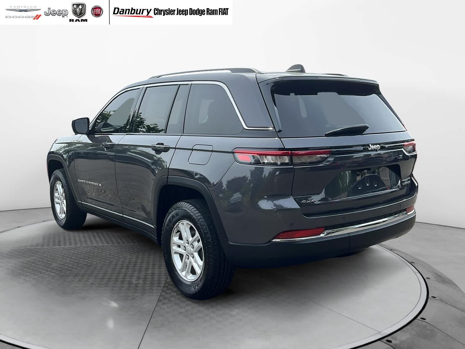 used 2023 Jeep Grand Cherokee car, priced at $31,932