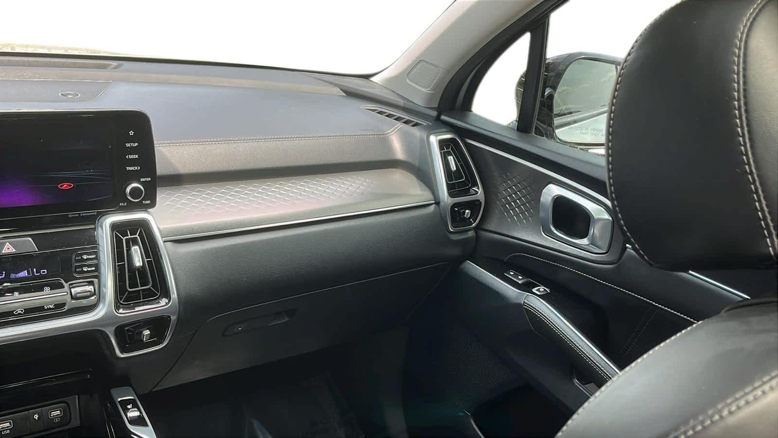 used 2022 Kia Sorento car, priced at $32,379