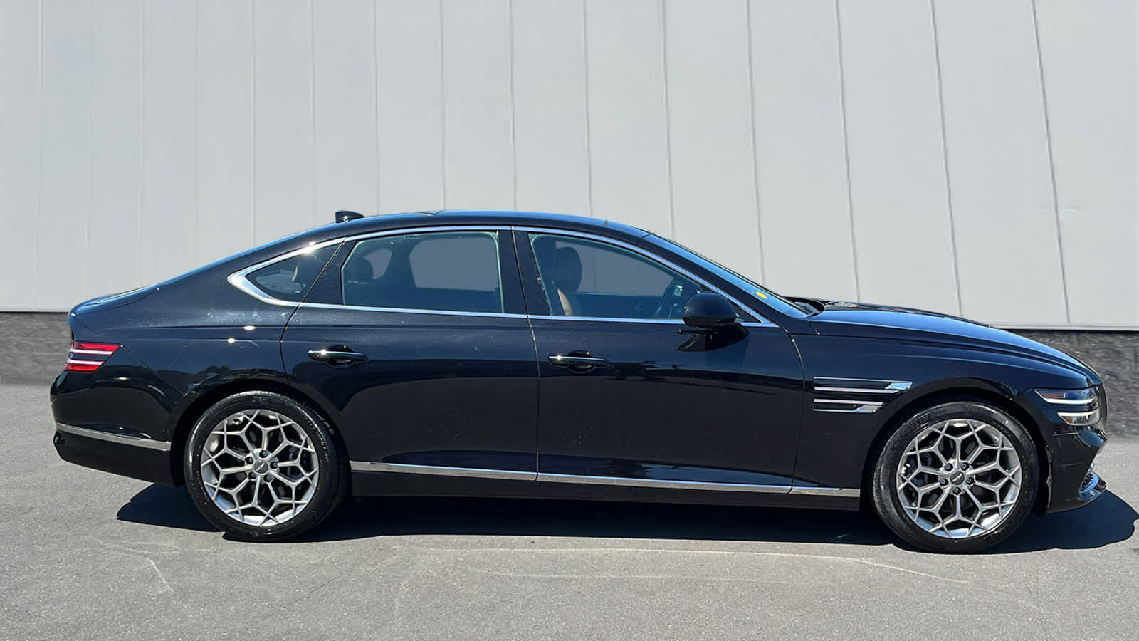 used 2022 Genesis G80 car, priced at $37,888