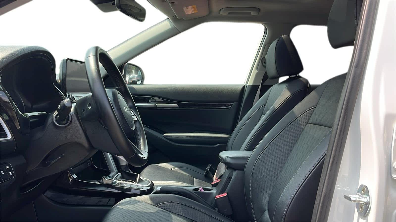 used 2023 Kia Seltos car, priced at $25,856