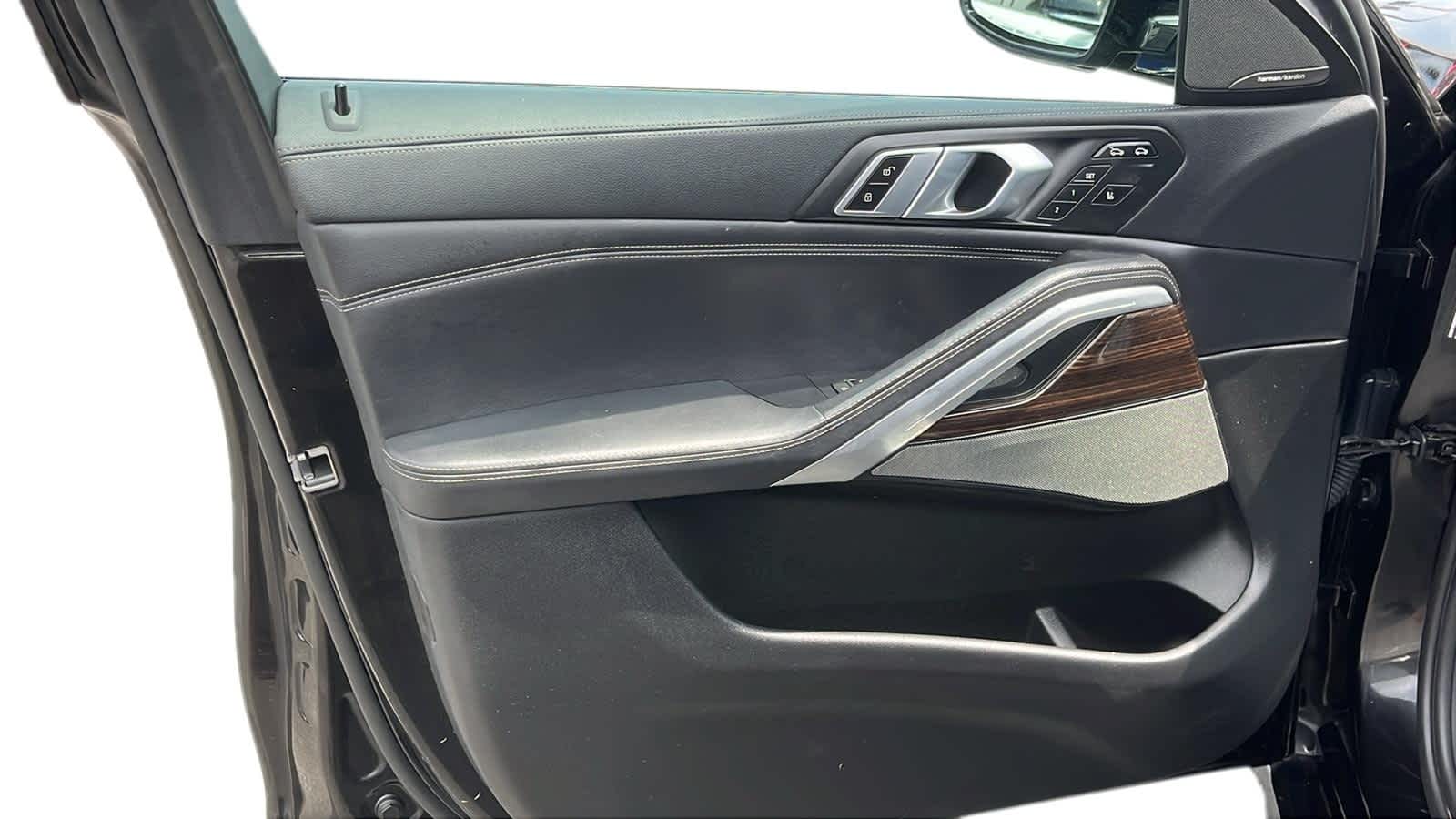 used 2020 BMW X6 car, priced at $39,724