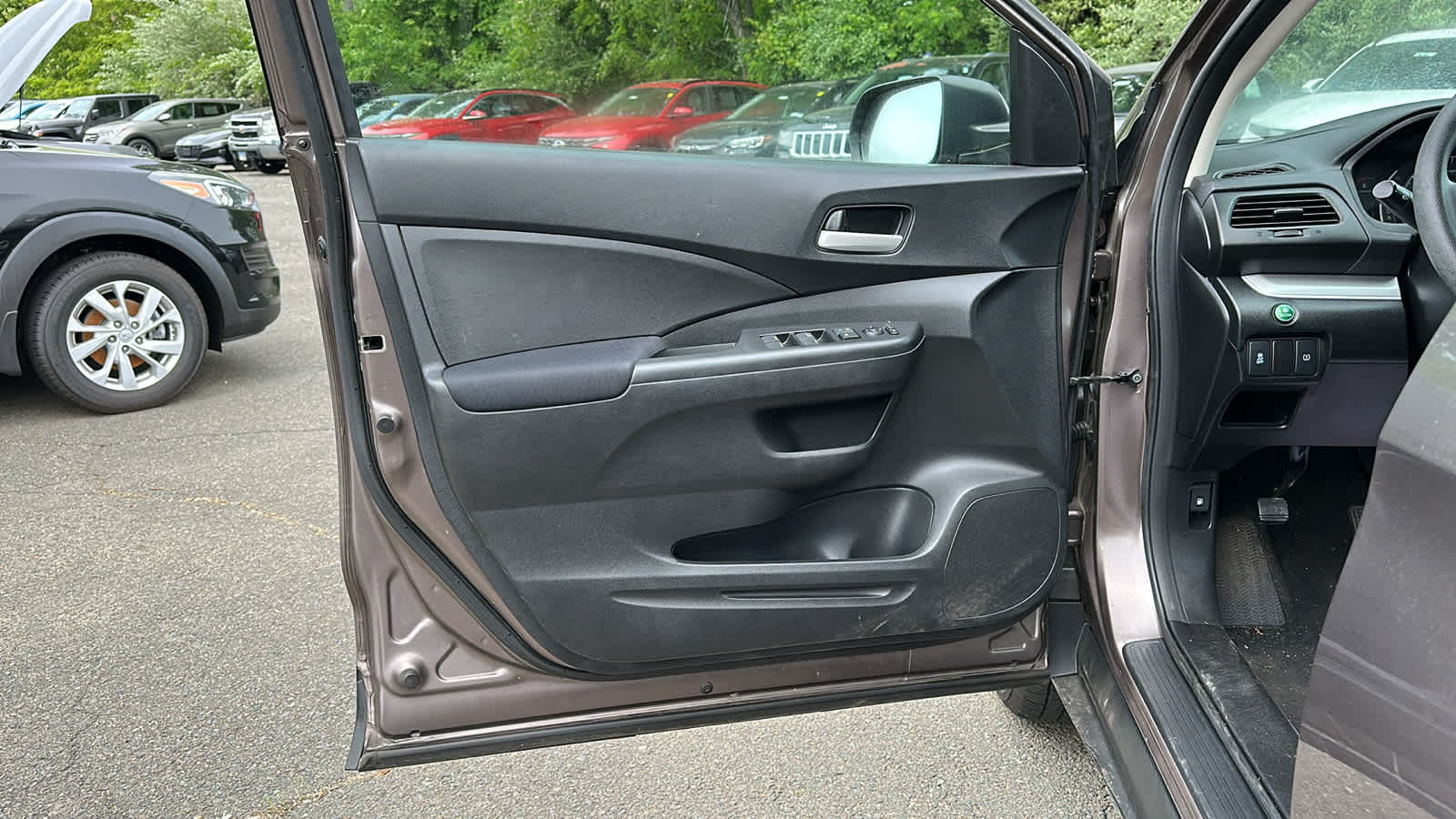 used 2015 Honda CR-V car, priced at $12,907