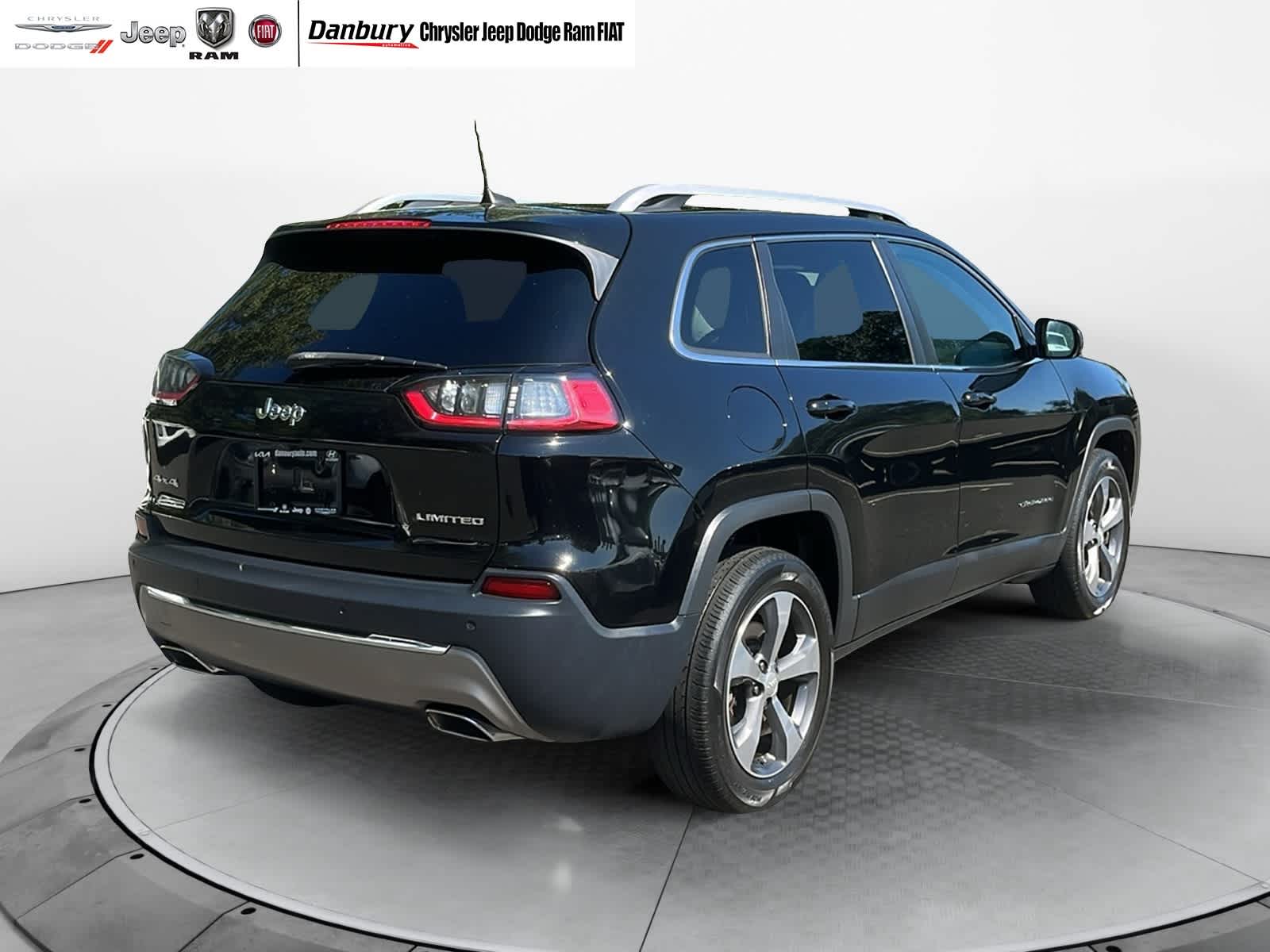 used 2019 Jeep Cherokee car, priced at $16,792