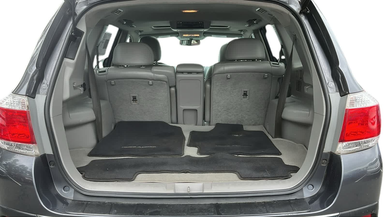 used 2012 Toyota Highlander car, priced at $16,564