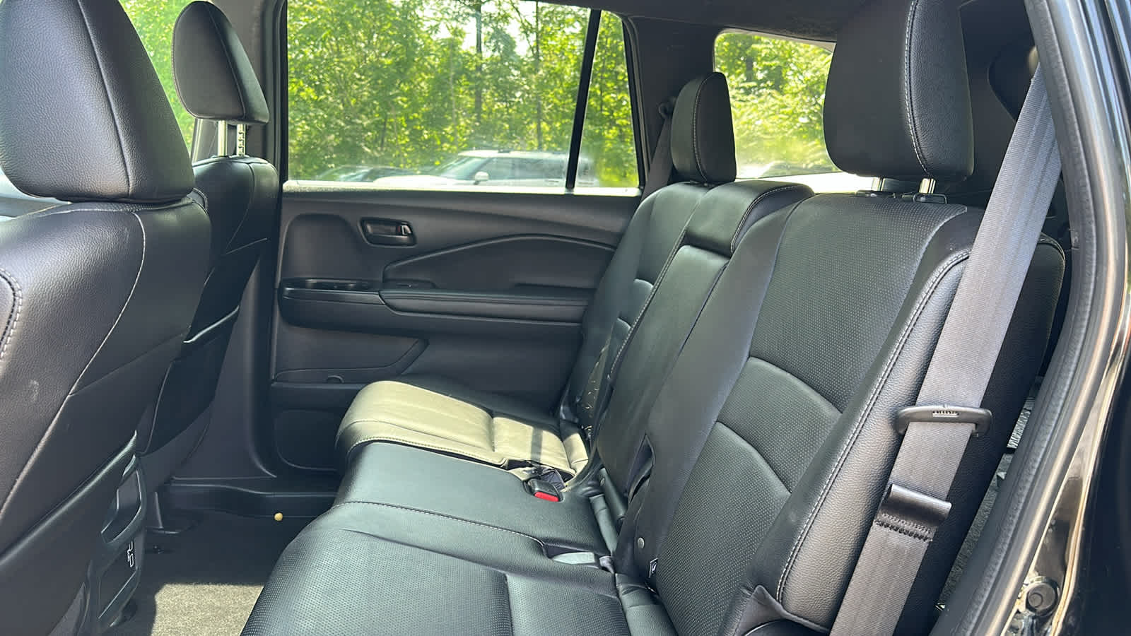 used 2022 Honda Passport car, priced at $30,704