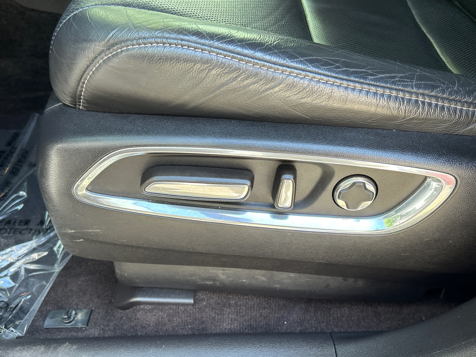 used 2020 Acura MDX car, priced at $29,903