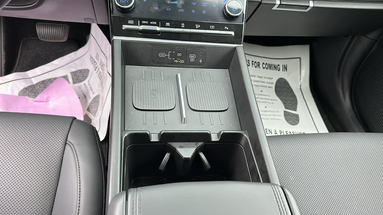 used 2024 Hyundai Santa Fe car, priced at $35,504